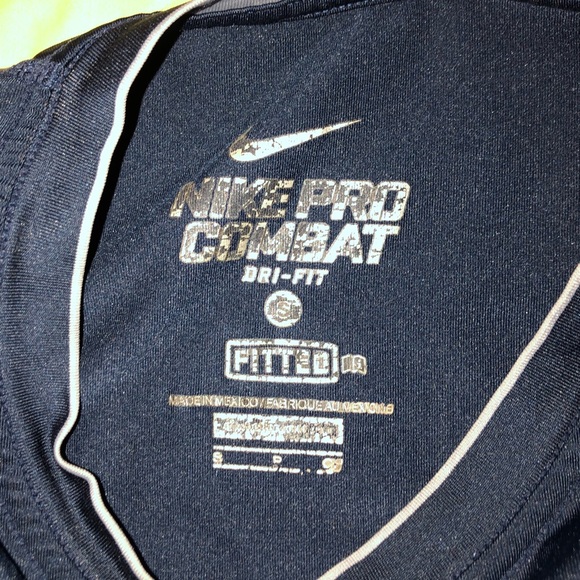 Nike Pro Combat Fitted Shirt - Picture 2 of 2